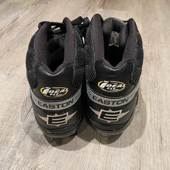 Easton Ideal Fit Baseball Cleats Men’s Size 7 1/2 Brand New - Picture 2 of 4